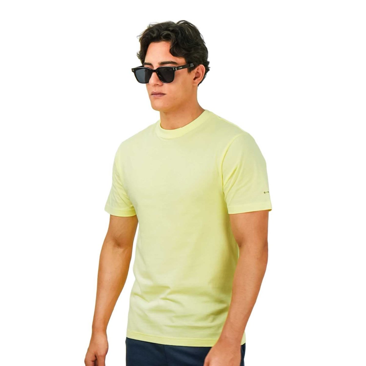 Giordano Men's Giordano Cotton Crewneck Slim Fit Tee - Short Sleeve - Premium Tee