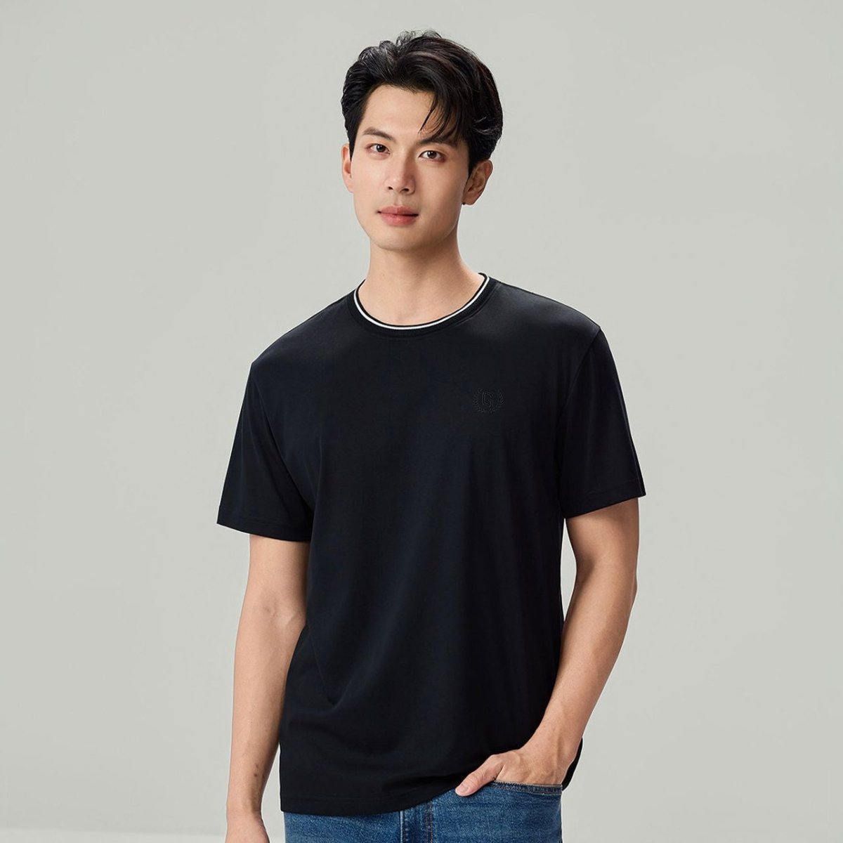 Giordano Men's Liquid Touch Relaxed Embroidered Tee - Premium Tee