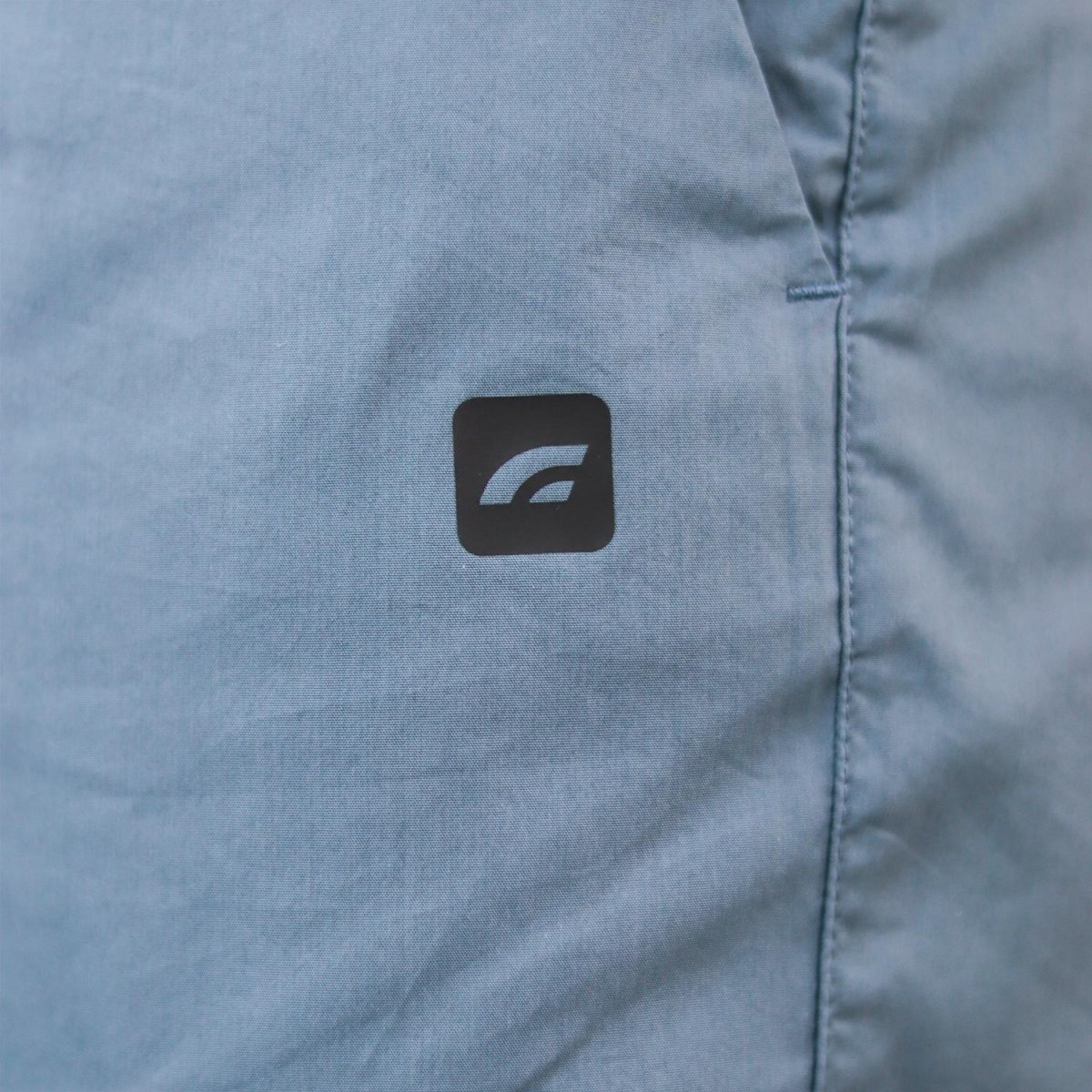 Giordano Men's Mid-Rise Regular Fit Drawstring Shorts - Premium Shorts