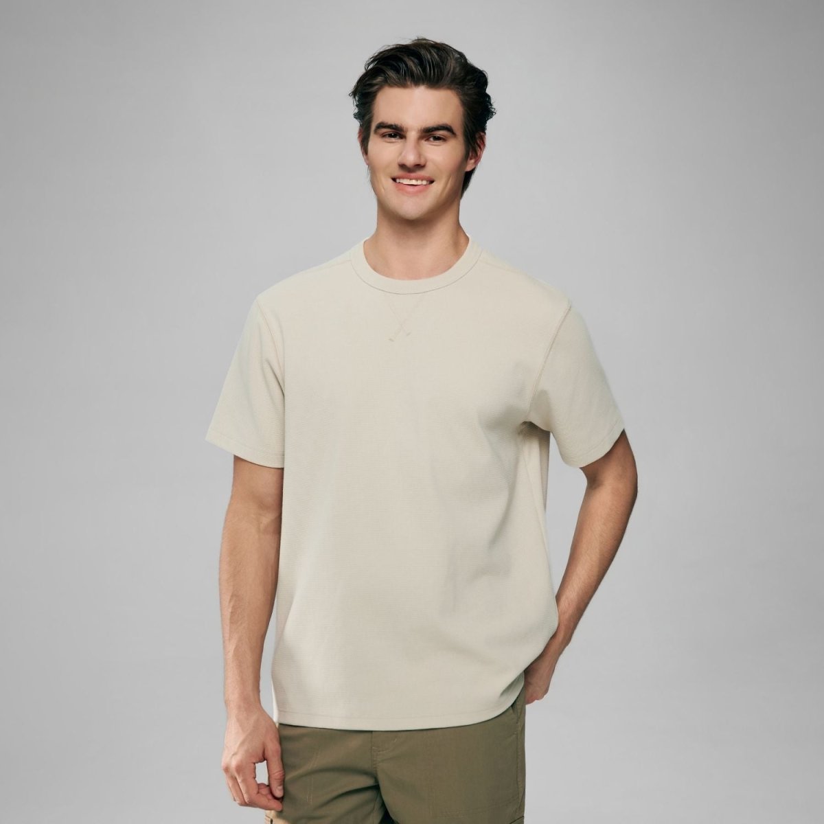 Giordano Men’s Regular Fit Stretch Waffle Tee - first_variant_option_2 Premium Tee for Giordano