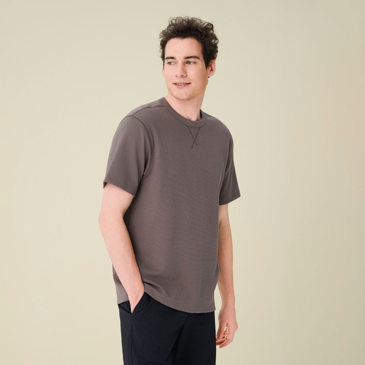 Giordano Men’s Regular Fit Stretch Waffle Tee - first_variant_option_2 Premium Tee for Giordano