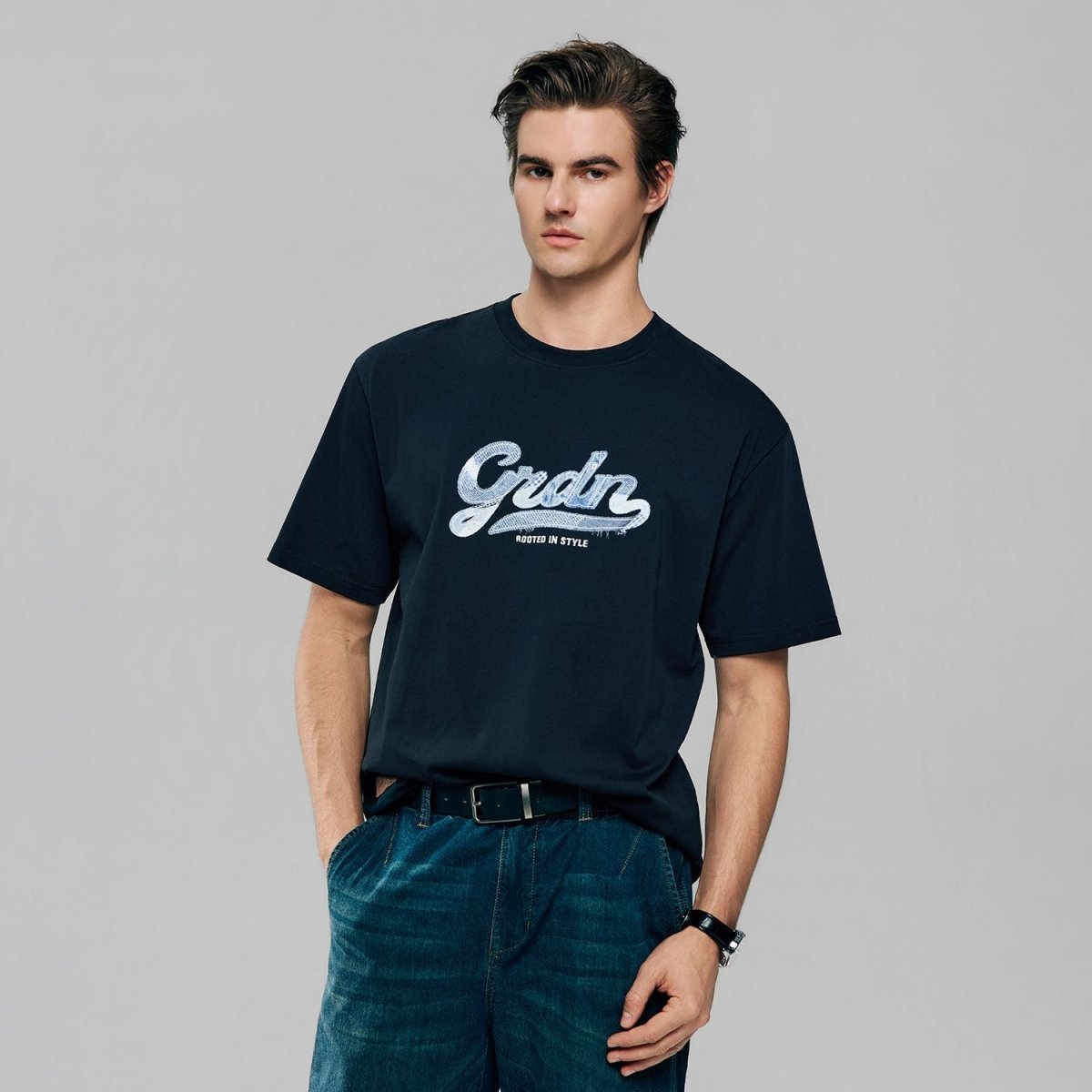 Giordano Men’s Relaxed Fit Cotton Graphic Tee - first_variant_option_2 Premium Print Tee for Giordano