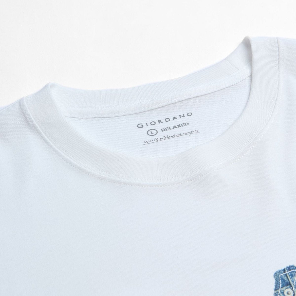Giordano Men’s Relaxed Fit Cotton Graphic Tee - first_variant_option_2 Premium Print Tee for Giordano