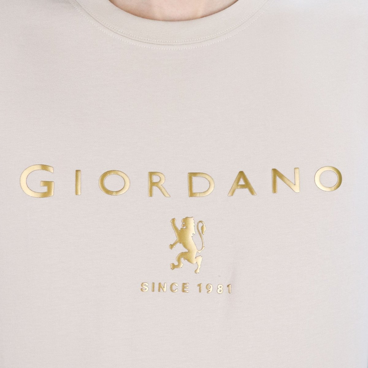 Giordano Men's Short Sleeve Print Tee - Premium Print Tee
