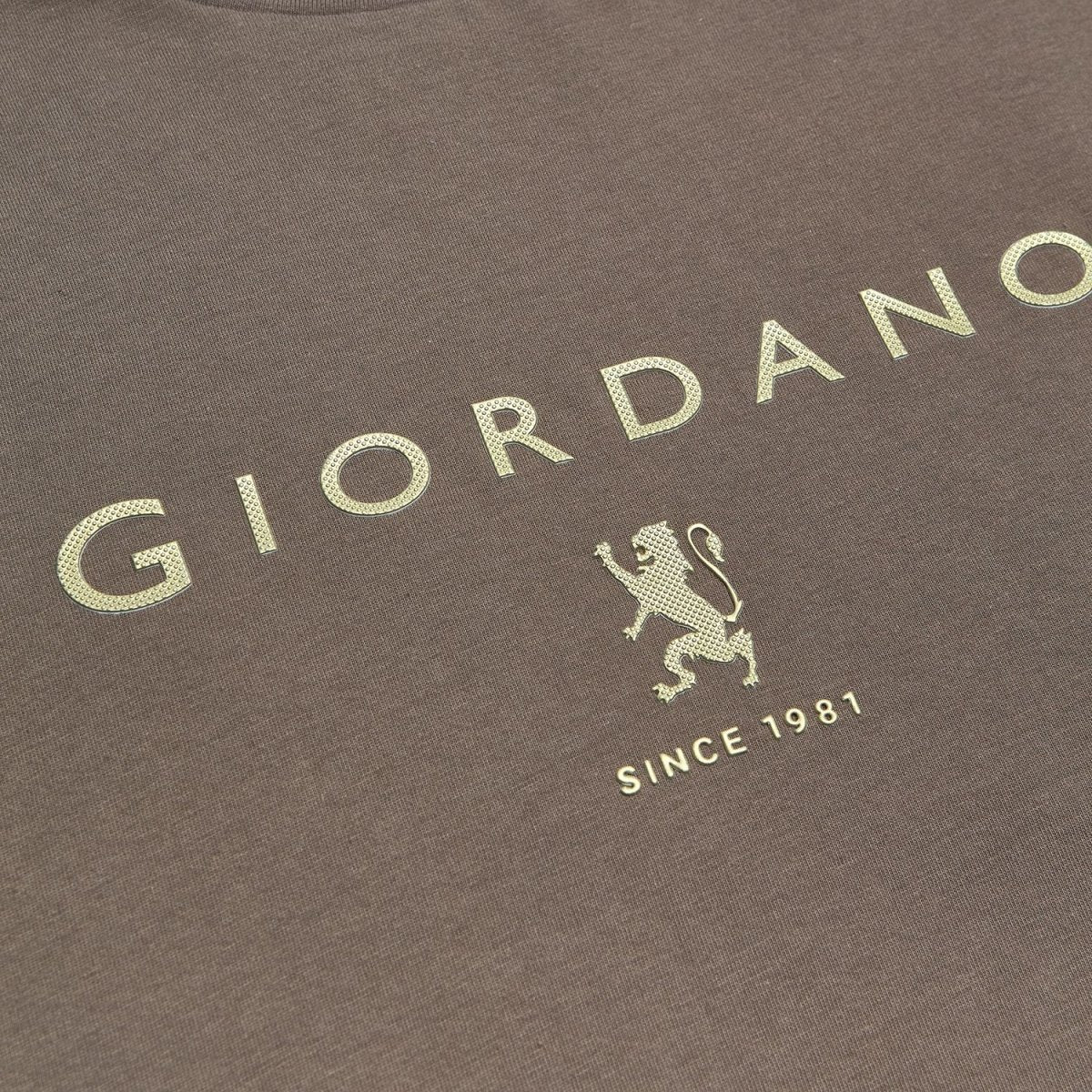 Giordano Men’s Slim Cotton Crew Neck Signature Print Tee - first_variant_option_2 Premium Print Tee for Giordano