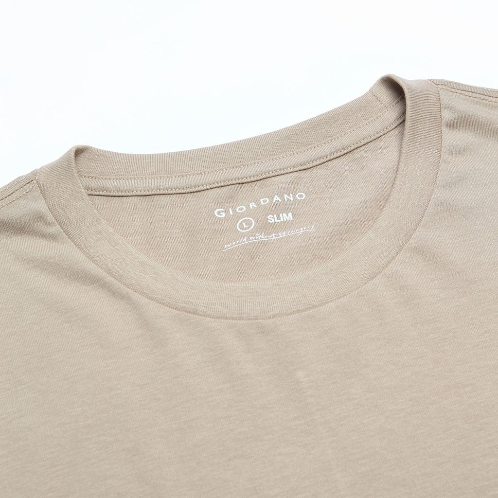 Giordano Men’s Slim Cotton Crew Neck Signature Print Tee - Premium Print Tee