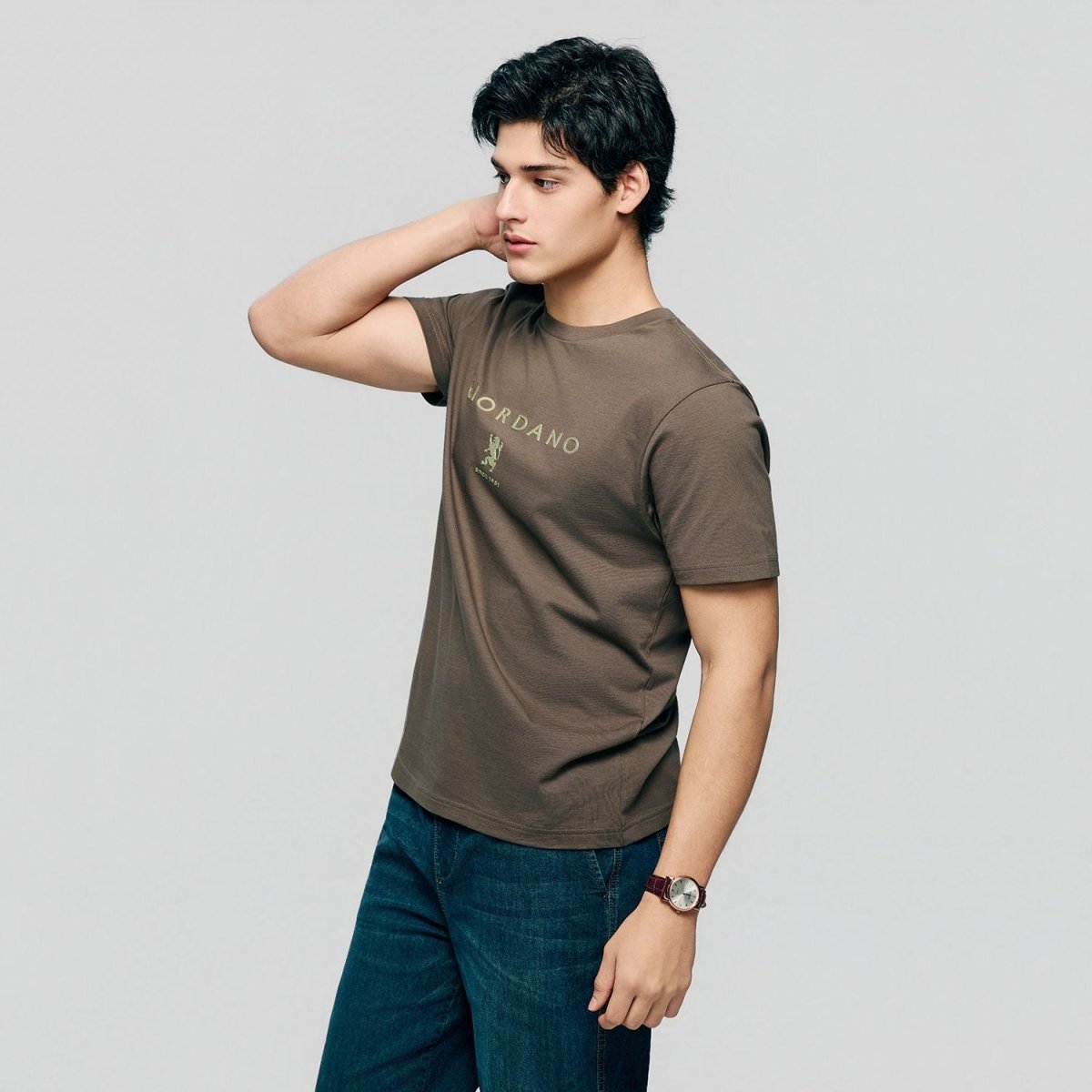 Giordano Men’s Slim Cotton Crew Neck Signature Print Tee - first_variant_option_2 Premium Print Tee for Giordano