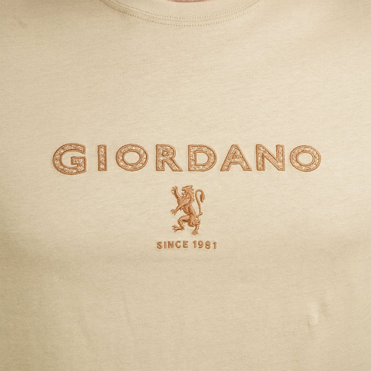 Giordano Men's Slim Fit Cotton Jersey Signature Print Tee - Premium Print Tee