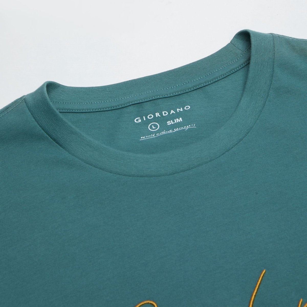Giordano Men’s Slim Fit Cotton Signature Print Tee - first_variant_option_2 Premium Print Tee for Giordano