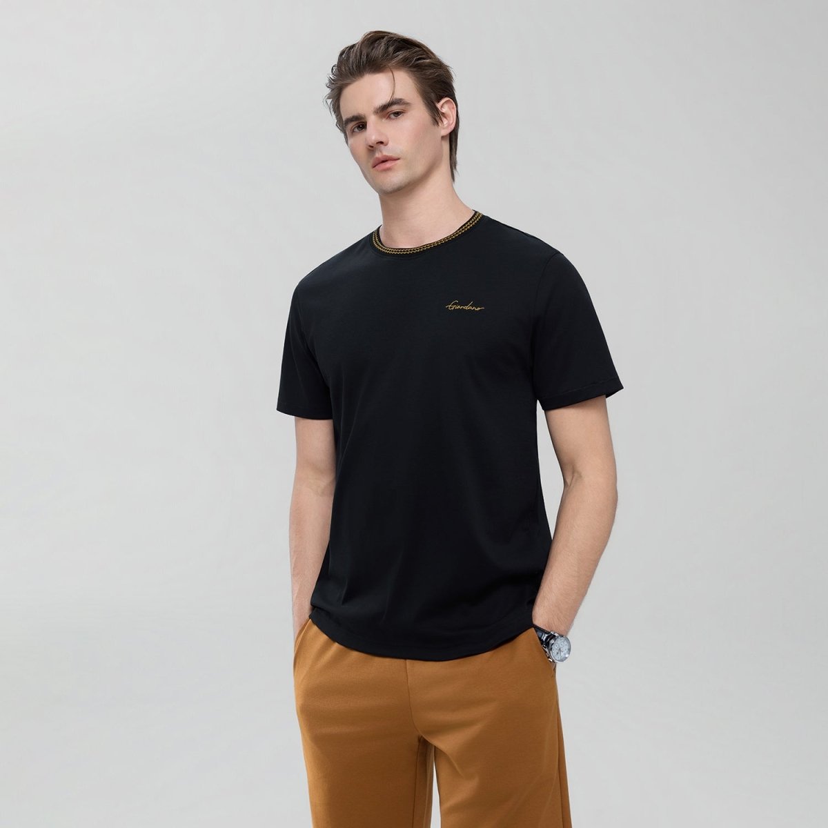 Giordano Men's Slim Fit Liquid Touch Cotton Tee - first_variant_option_2 Premium Tee for Giordano