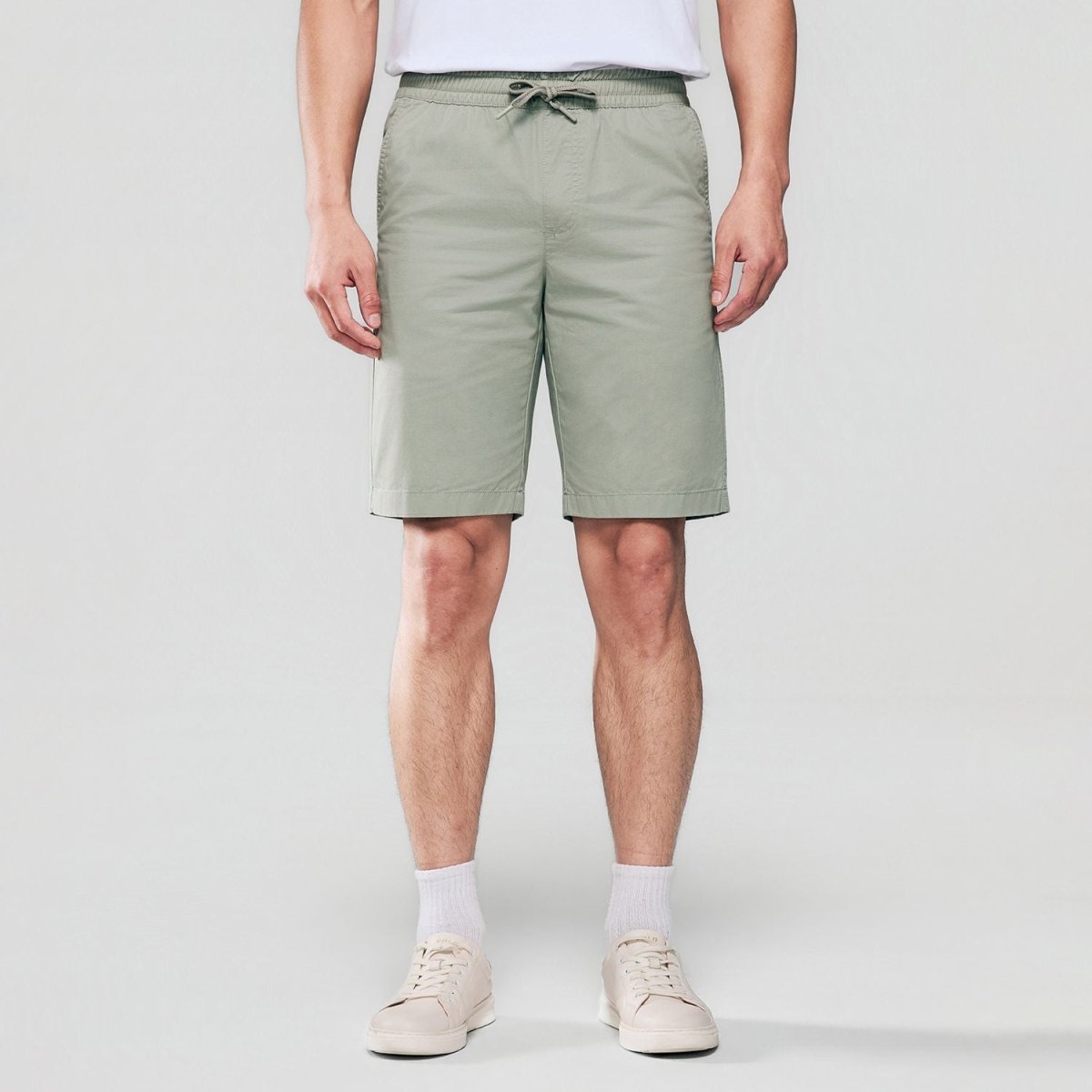 Giordano Men’s Slim Lightweight Twill Bermuda Shorts - Premium Shorts