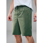 Giordano Men’s Slim Lightweight Twill Bermuda Shorts - first_variant_option_2 Premium Shorts for Giordano