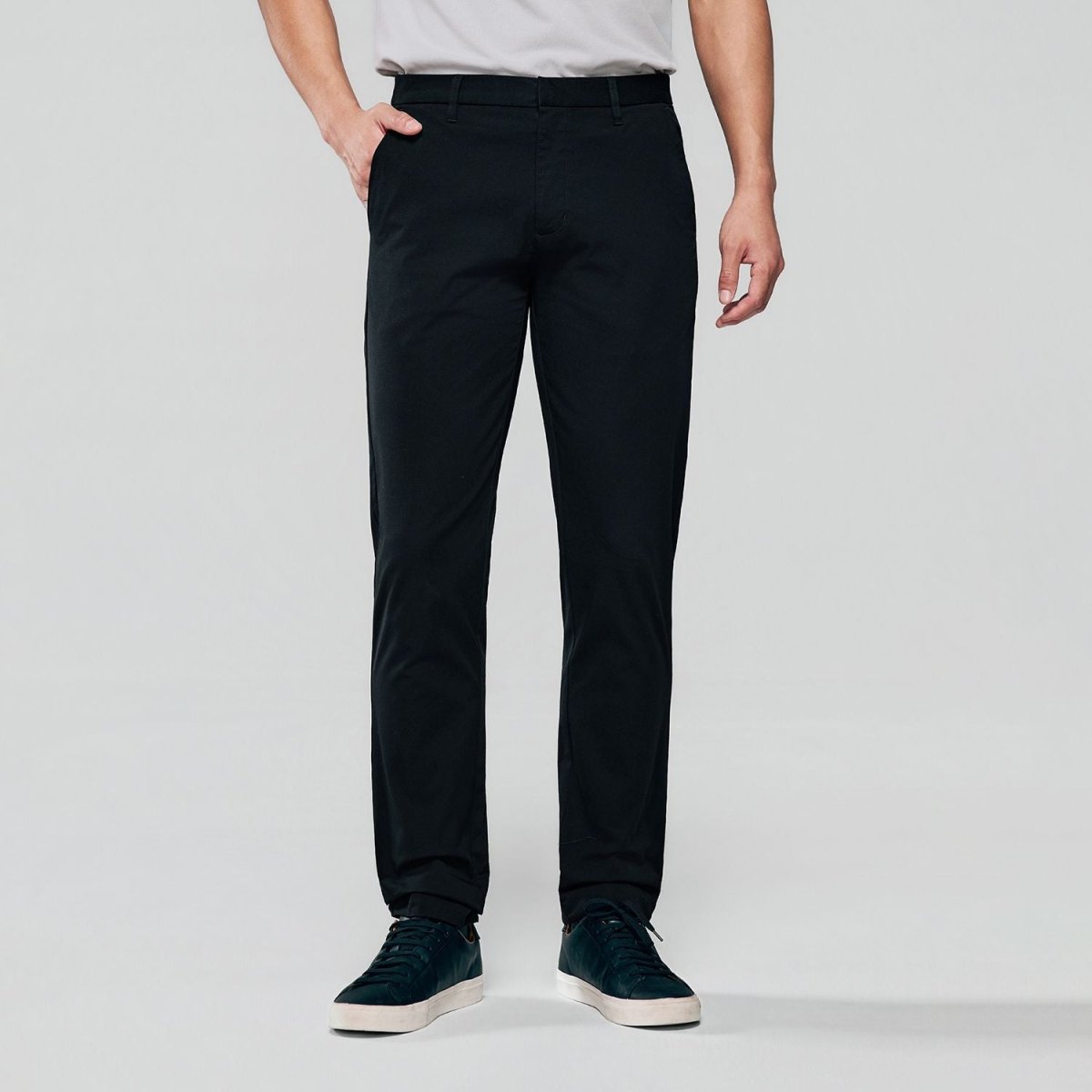 Giordano Men's Slim Low Rise Khakis Pants - Premium Pants