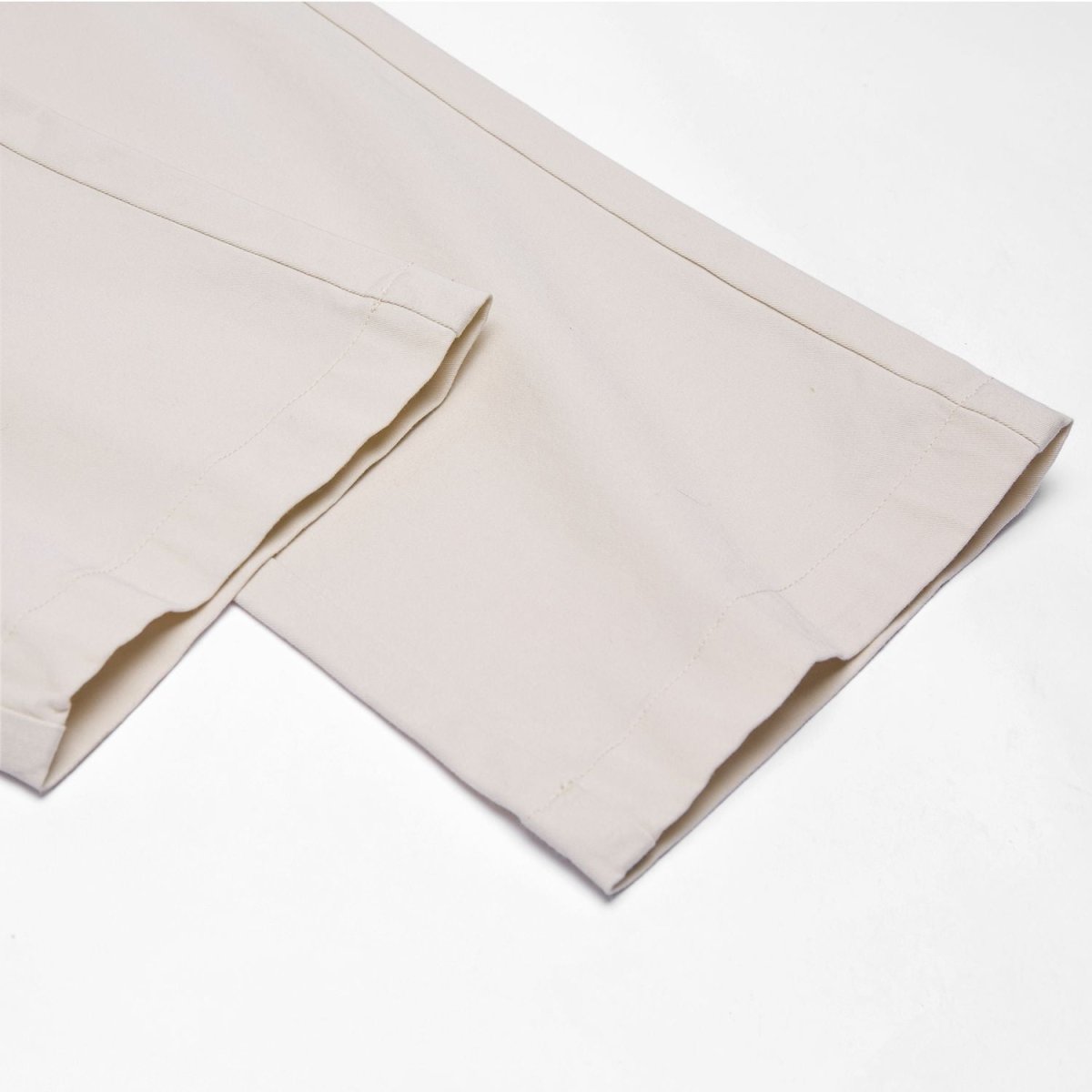 Giordano Men's Slim Low Rise Khakis Pants - Premium Pants