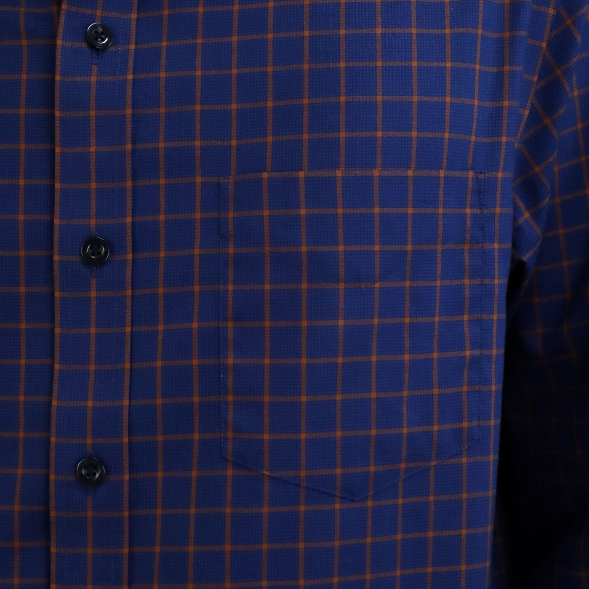 Giordano Men's Wrinkle Free Cotton Shirt: Comfort & Style - Premium Shirts