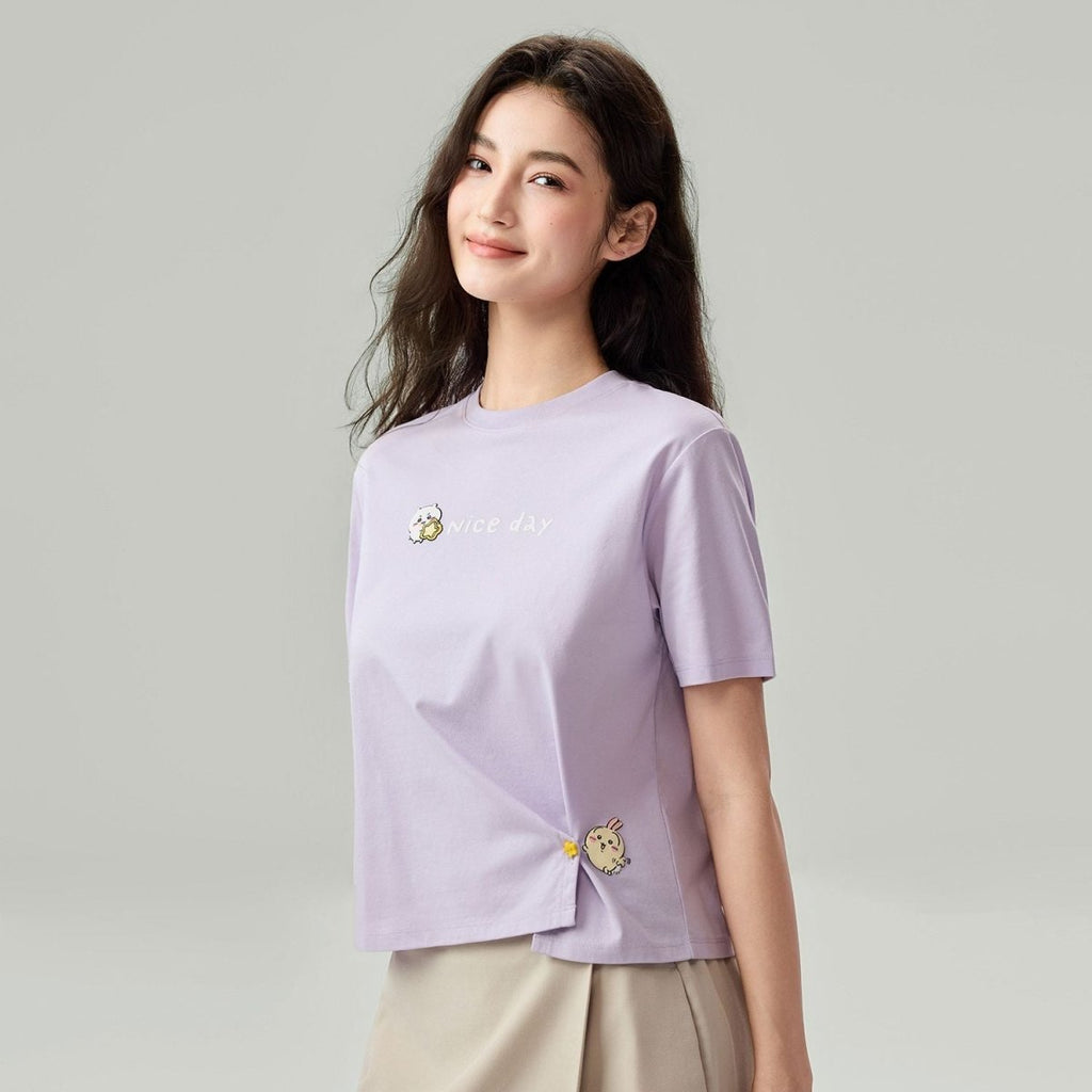 Giordano Women's Chiikawa Orchid Petal "Nice Day" Boyfriend Tee - Premium Print Tee