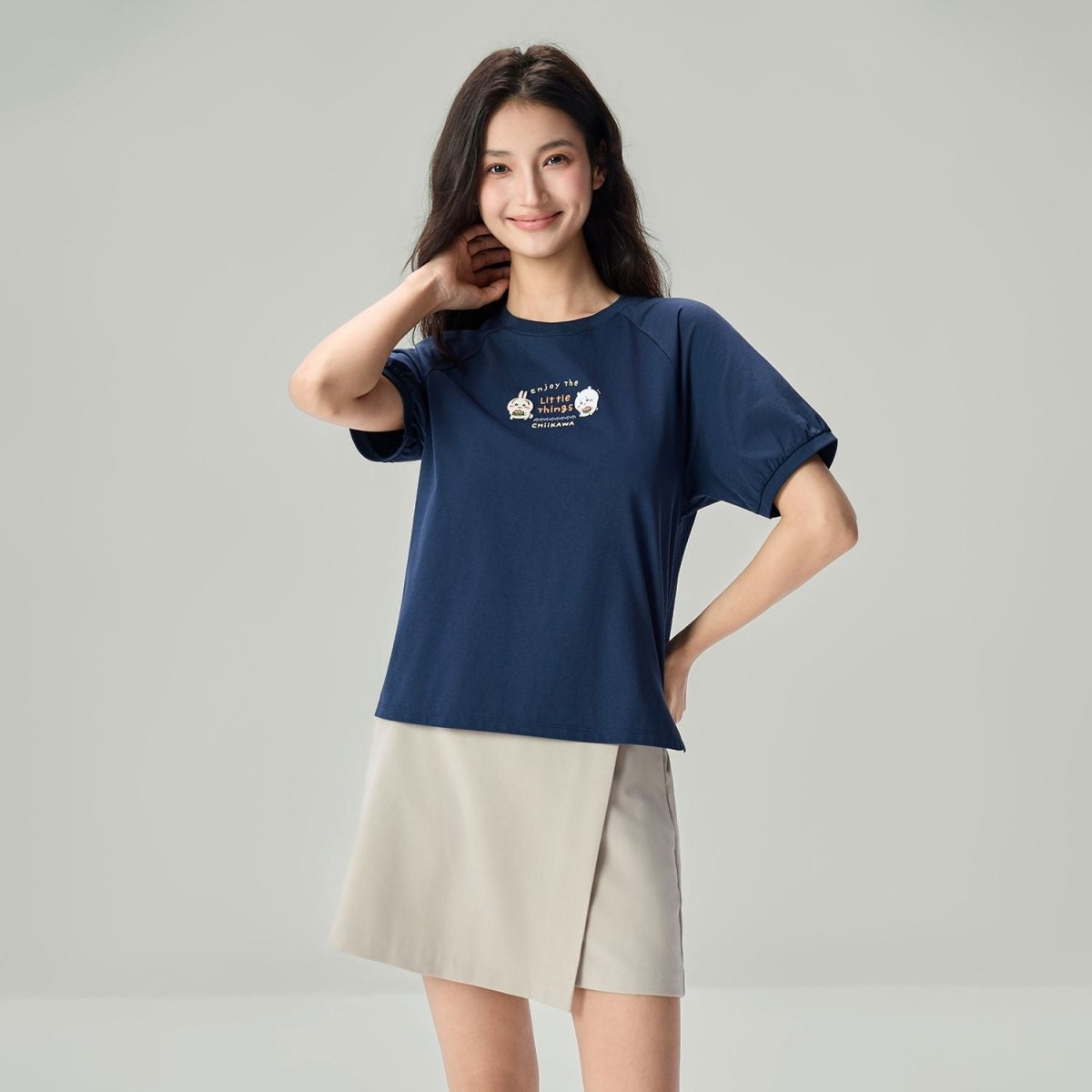 Giordano Women's Chiikawa Raglan Sleeve Navy Boyfriend Graphic Tee - Premium Print Tee