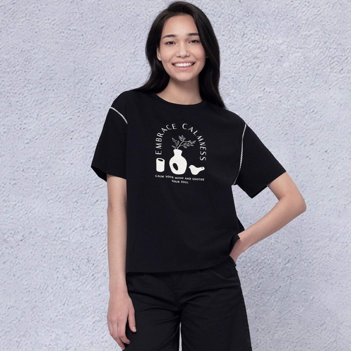 Giordano Women's Cotton Blend Print Tee - Premium Print Tee