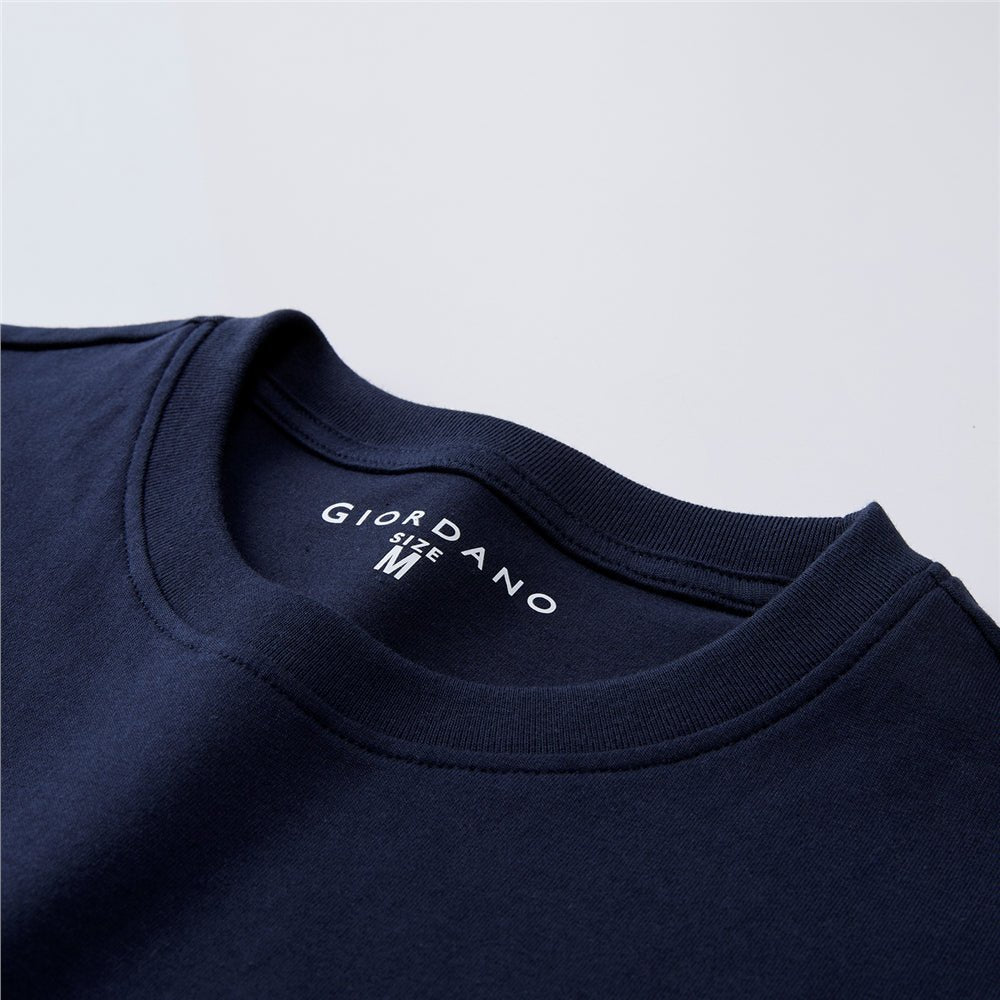 Giordano Women’s Cotton Holiday Graphic T-Shirt | Online Exclusive - first_variant_option_2 Premium Print Tee for Giordano