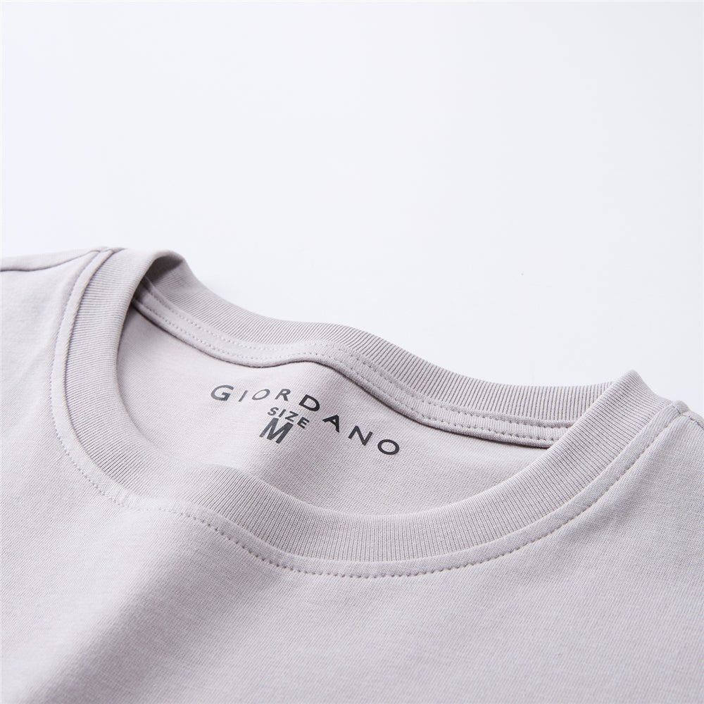 Giordano Women’s Cotton Holiday Graphic T-Shirt | Online Exclusive - first_variant_option_2 Premium Print Tee for Giordano