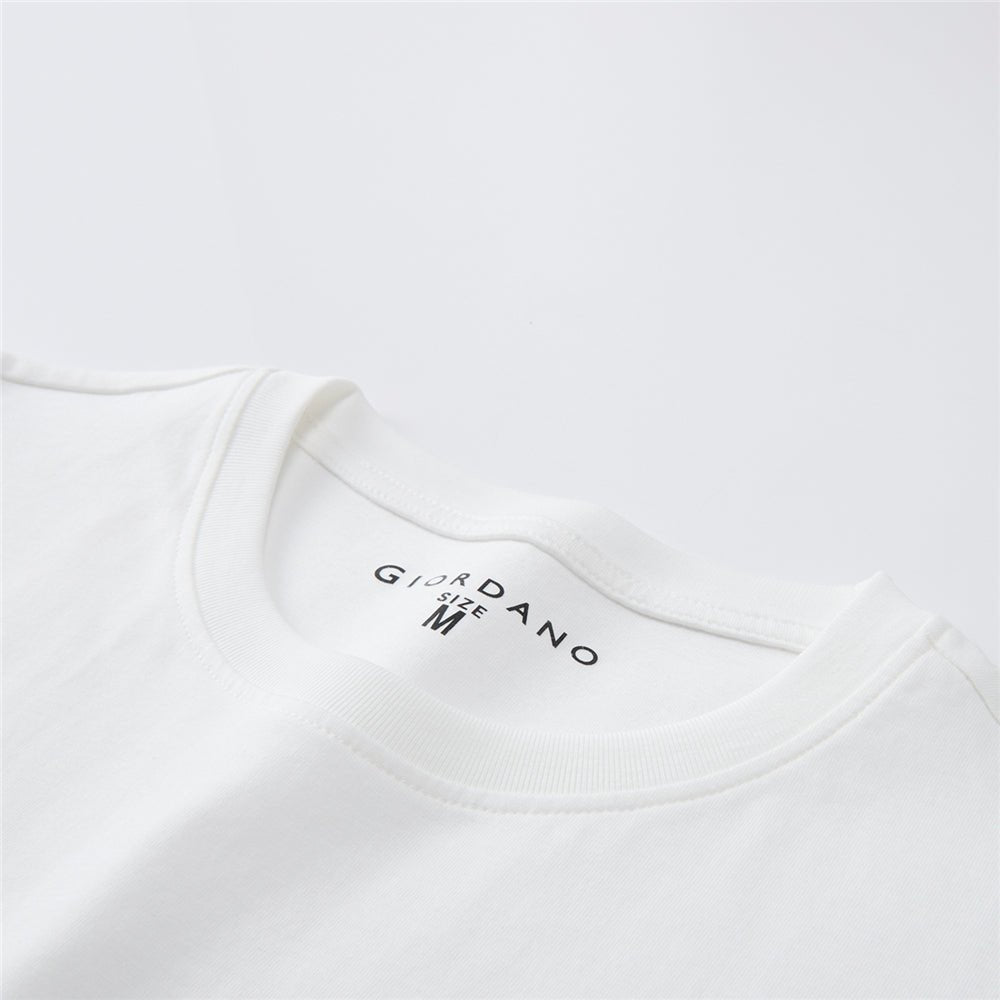Giordano Women’s Cotton Holiday Graphic T-Shirt | Online Exclusive - first_variant_option_2 Premium Print Tee for Giordano