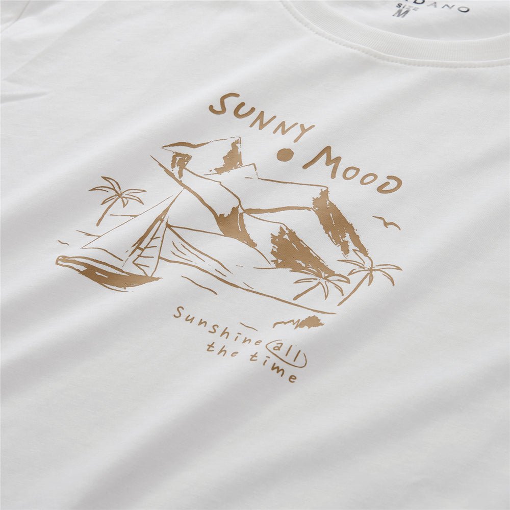 Giordano Women’s Cotton Holiday Graphic T-Shirt | Online Exclusive - first_variant_option_2 Premium Print Tee for Giordano