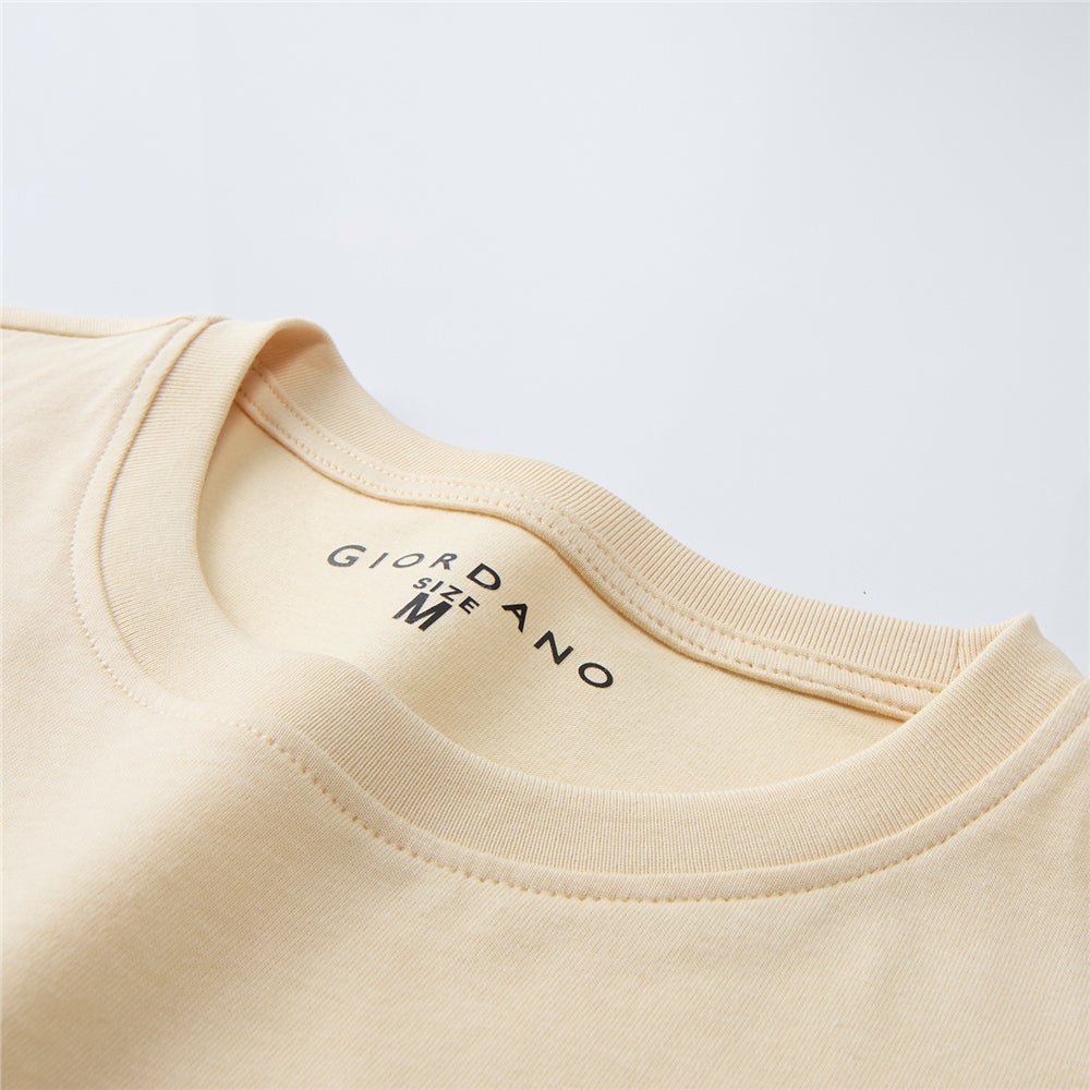 Giordano Women’s Cotton Holiday Graphic T-Shirt | Online Exclusive - first_variant_option_2 Premium Print Tee for Giordano