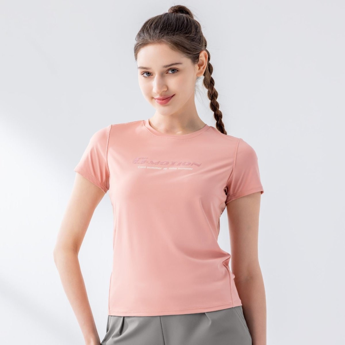 Giordano Women's Crew Neck Short Sleeve Comfort Fit G-Motion Print Tee - Premium Print Tee