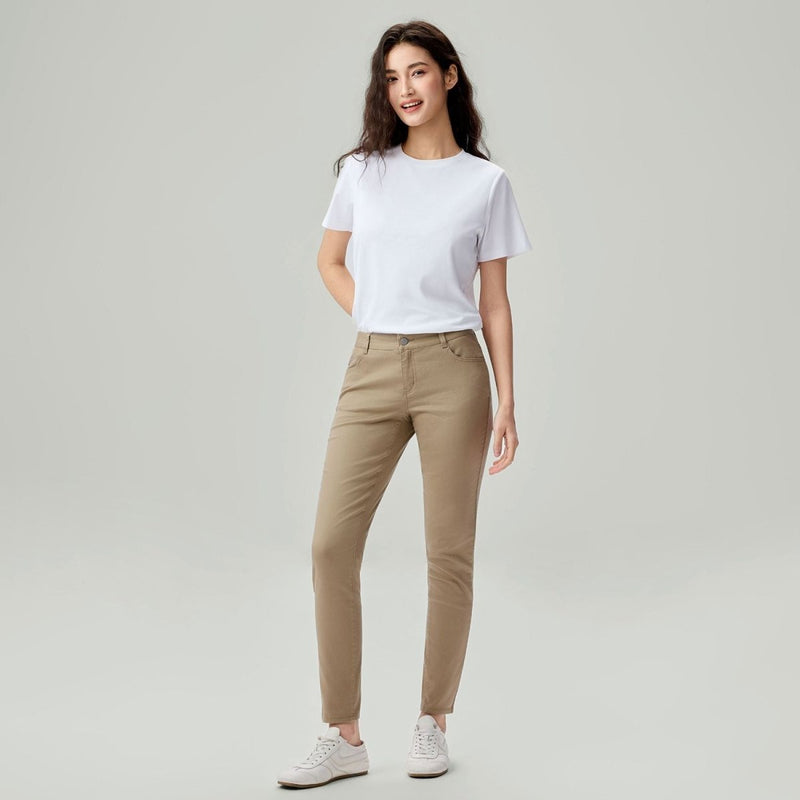 Giordano Women’s High-Waist Twill Regular Tapered Fit Pant - Premium Pants