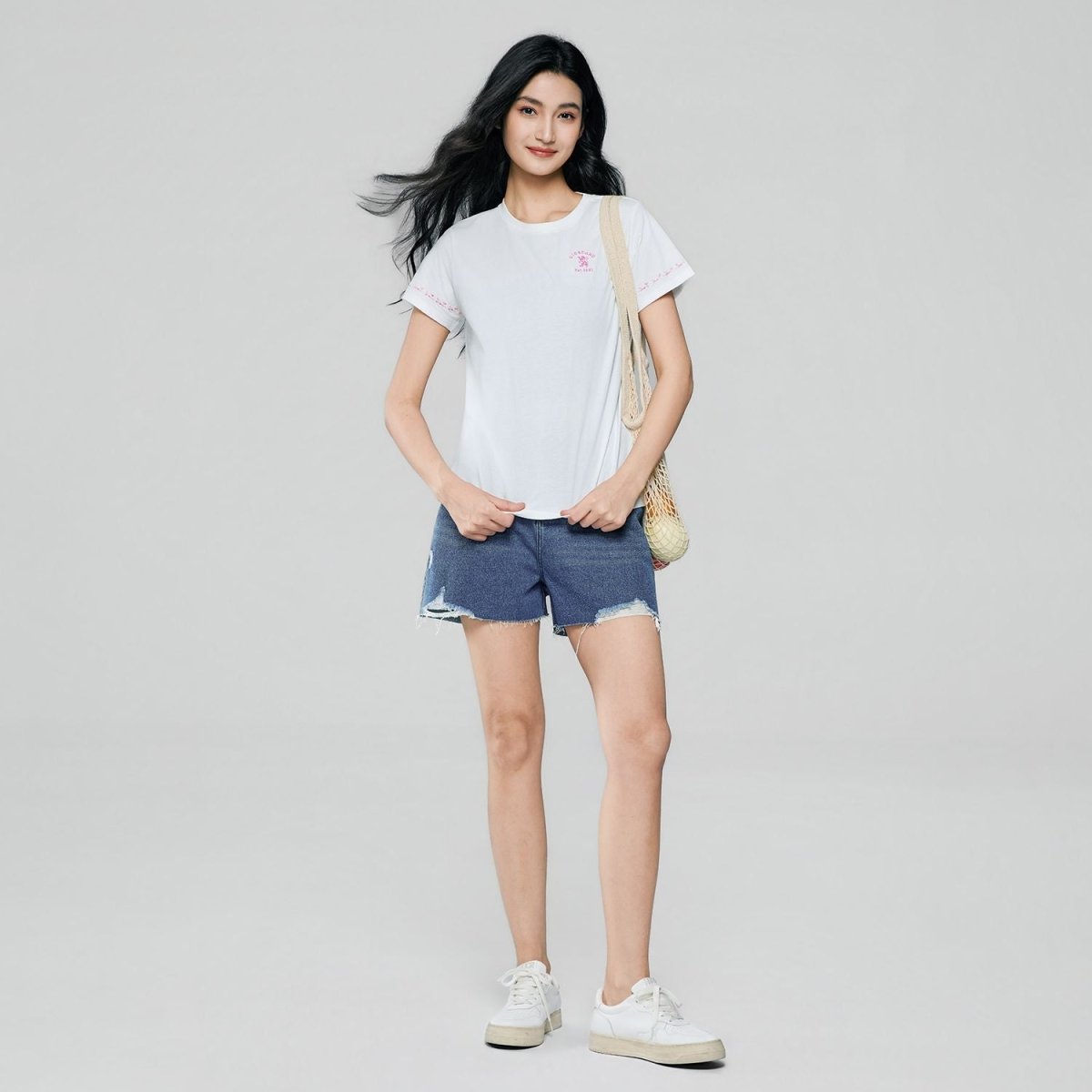 Giordano Women's Signature Print Tee - first_variant_option_2 Premium Print Tee for Giordano