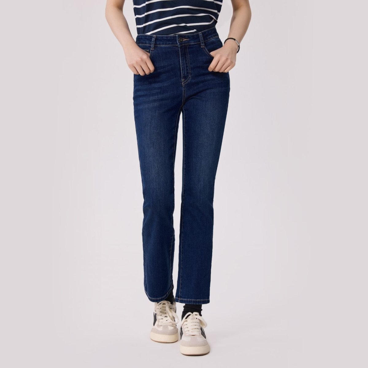 Giordano Women's Ultra - Stretch Flare Jeans - first_variant_option_2 Premium Jeans for Giordano