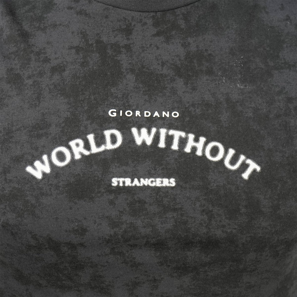 Giordano Men's All-Over Print Slim Fit Tee - Premium Print Tee
