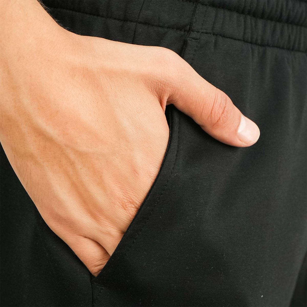 Men's Cotton Blend Interlock Relaxed Fit Shorts - Giordano