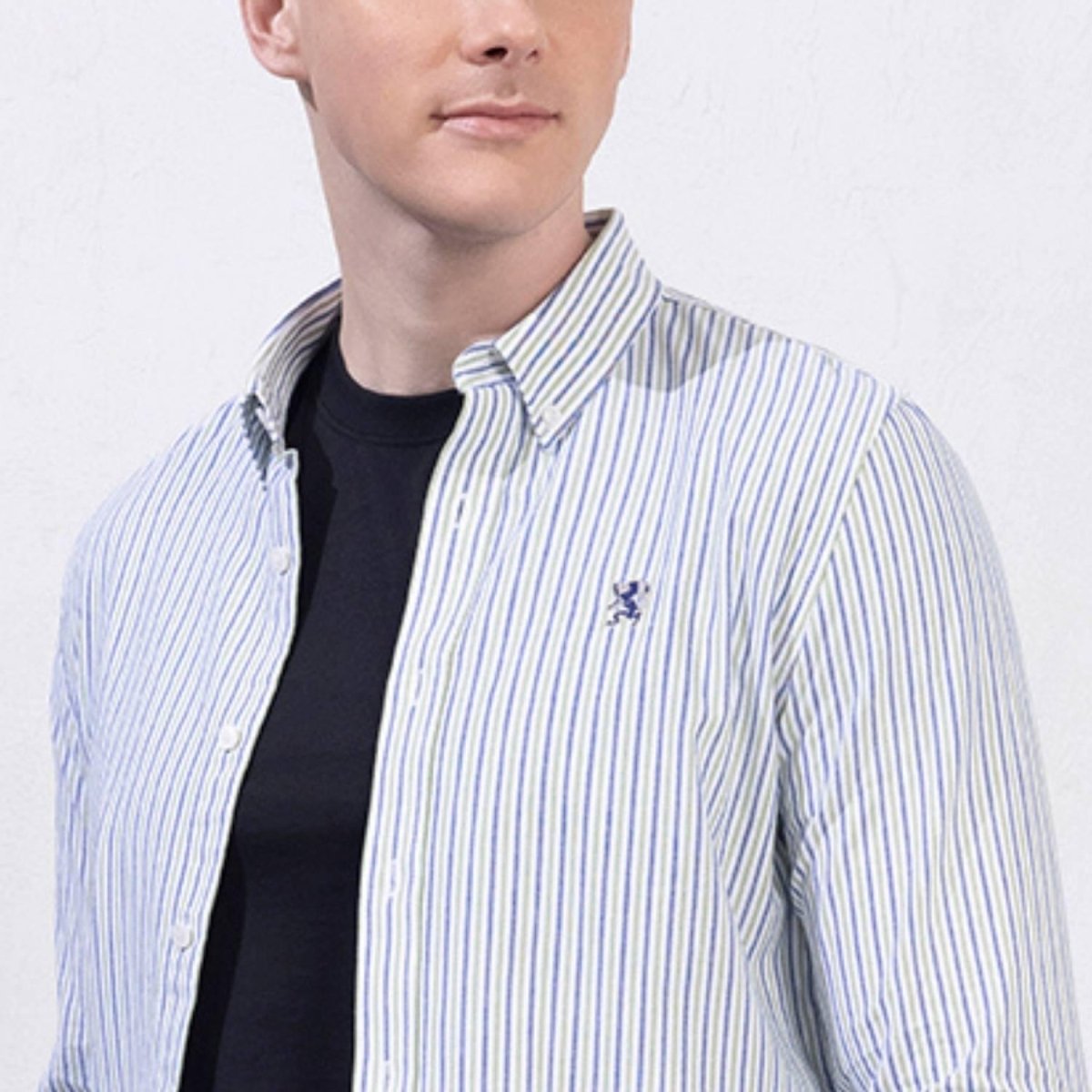 Men's Cotton Oxford Shirt - Small Lion Embroidery, Slim Fit, Full Button S - Shop Giordano