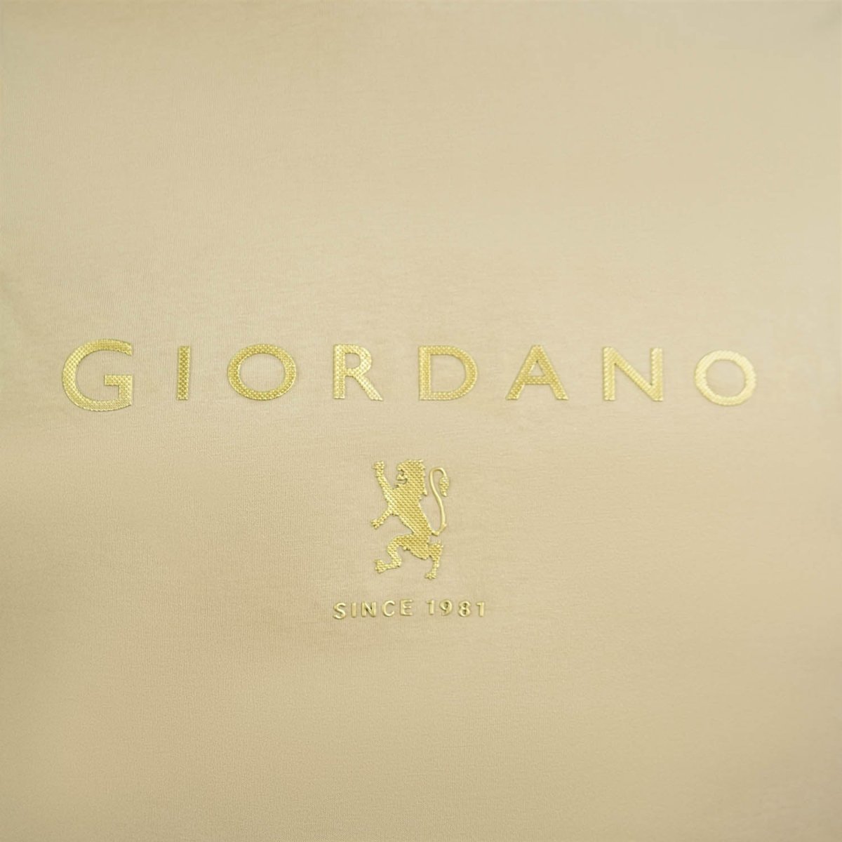 Men's Cotton Signature Print Slim Fit Tee - Giordano