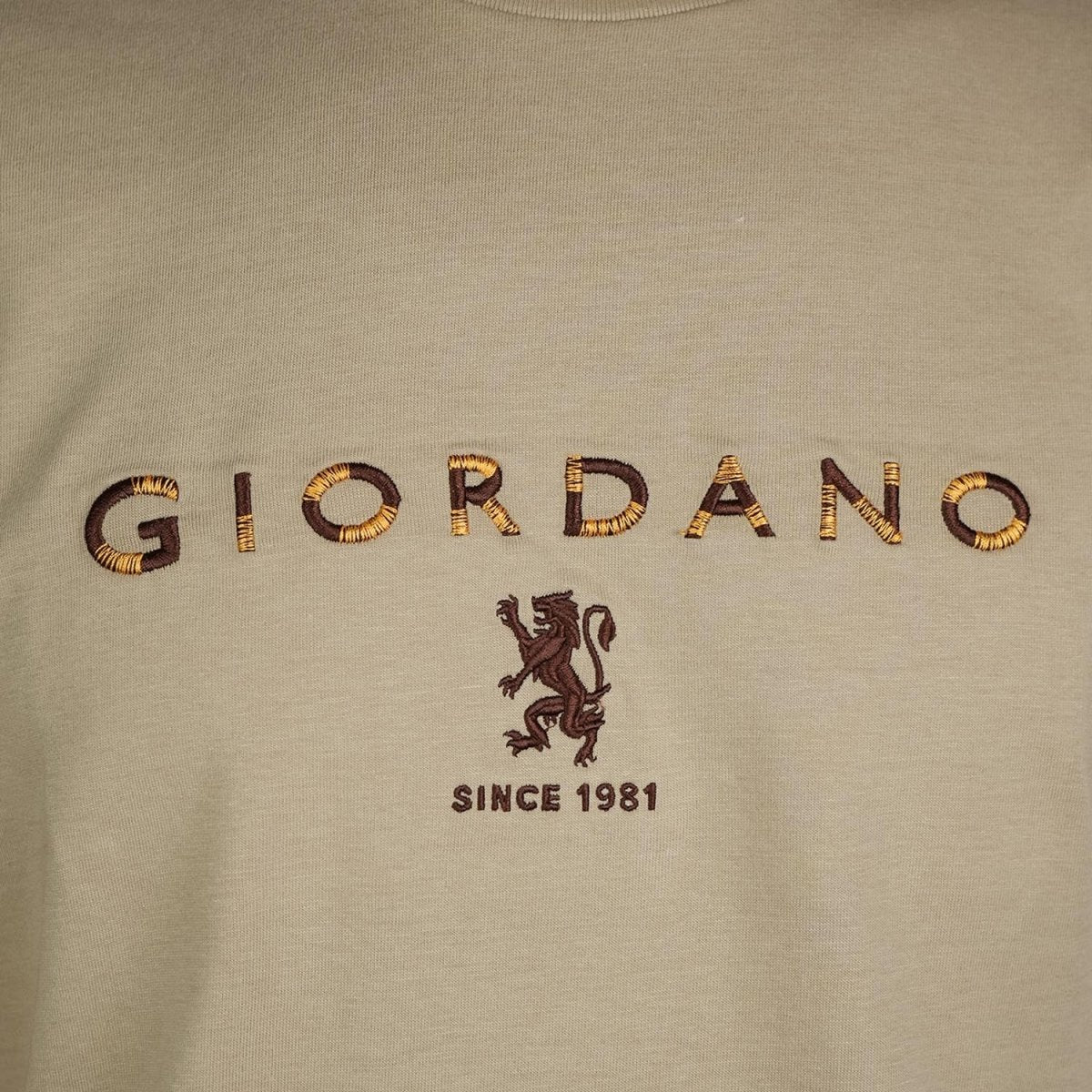 Men's Cotton Signature Print Slim Fit Tee S - Shop Giordano