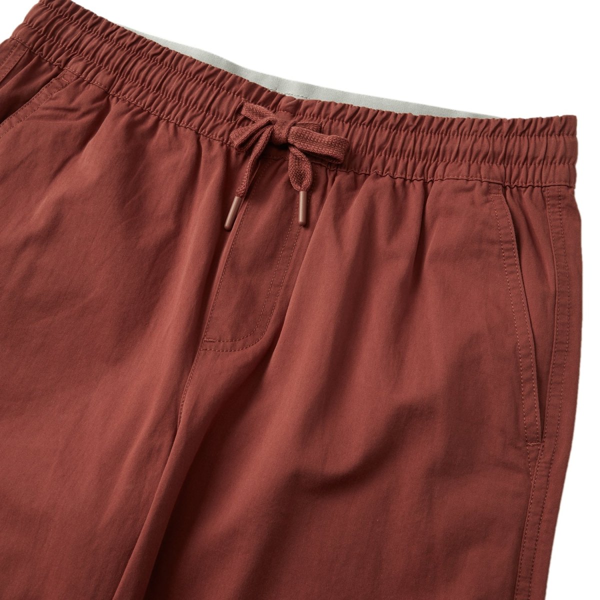 Men's Cotton Twill Bermuda Shorts: Slim Fit, Elastic Waist, Ultimate Comfort - Giordano