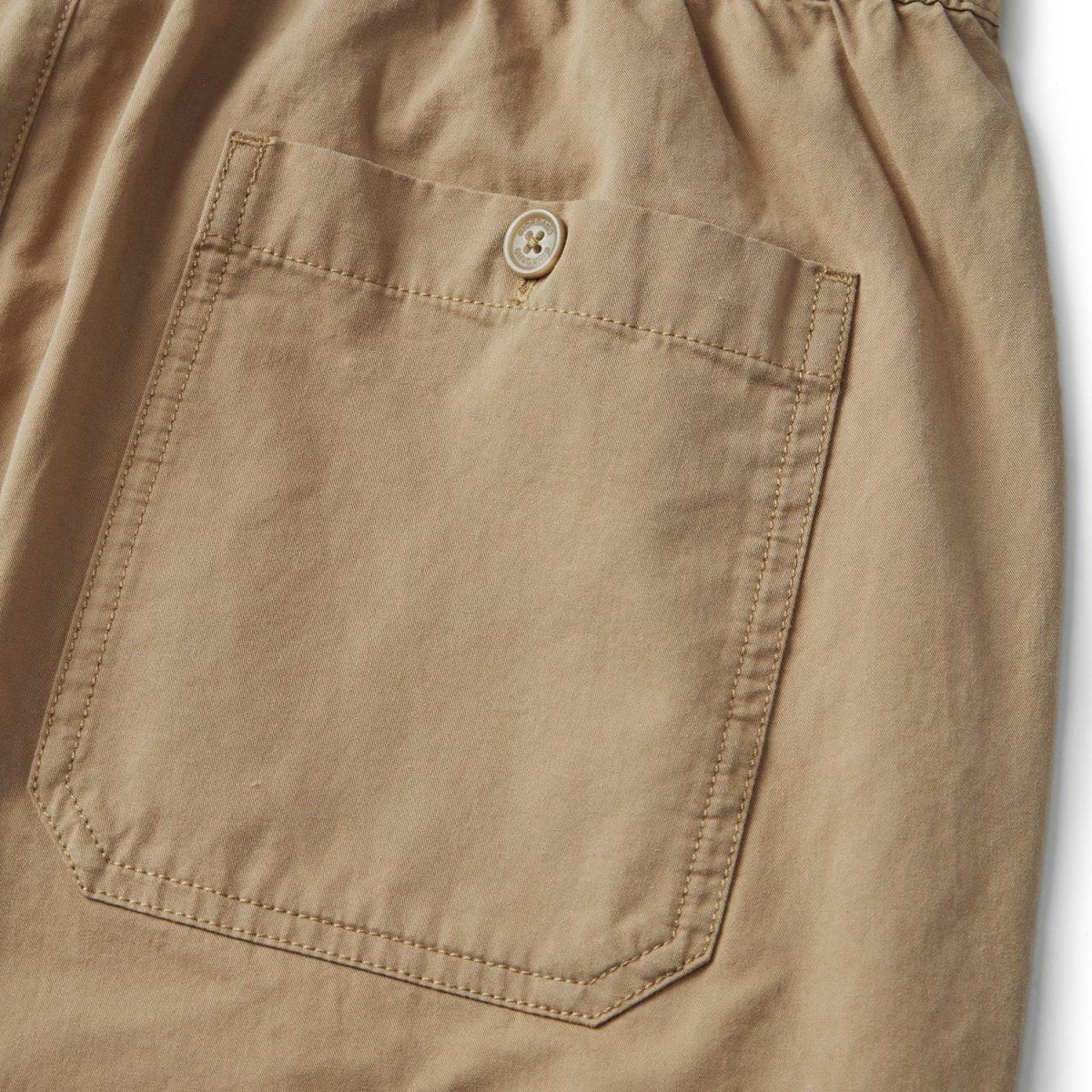 Men's Cotton Twill Bermuda Shorts: Slim Fit, Elastic Waist, Ultimate Comfort - Giordano