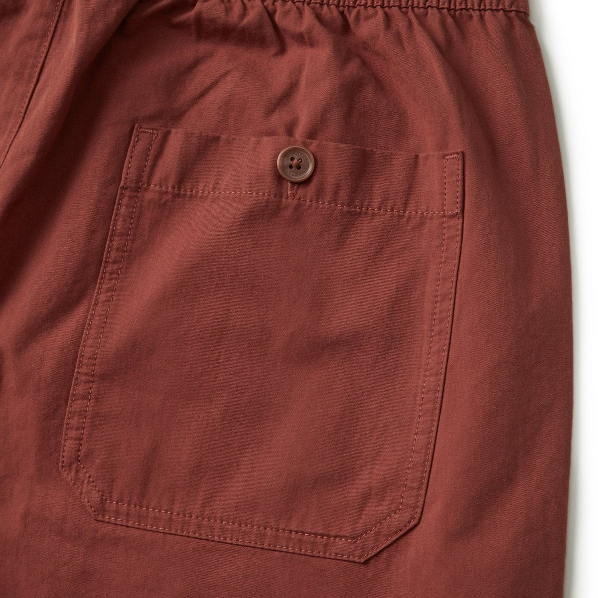 Men's Cotton Twill Bermuda Shorts: Slim Fit, Elastic Waist, Ultimate Comfort - Giordano