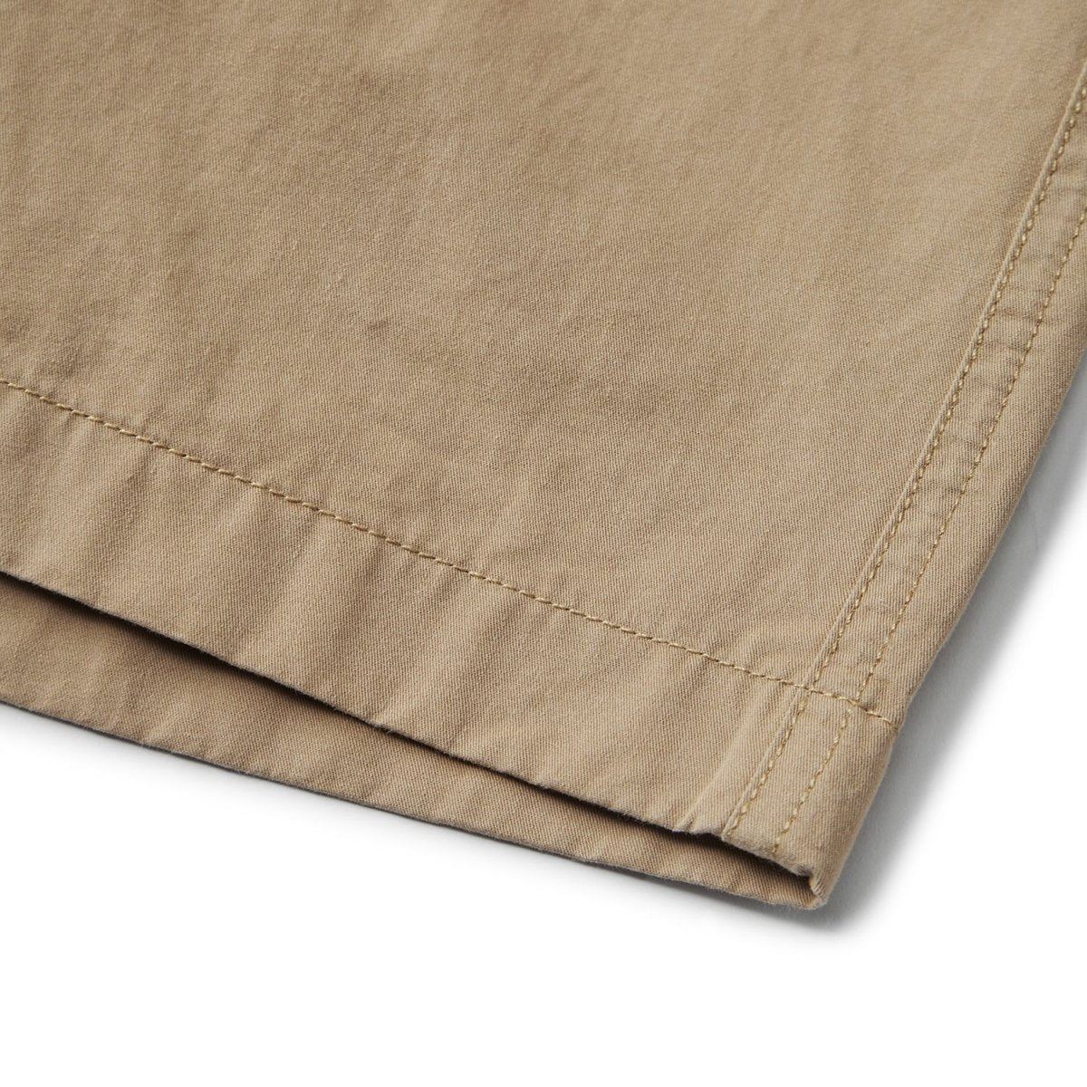 Men's Cotton Twill Bermuda Shorts: Slim Fit, Elastic Waist, Ultimate Comfort - Giordano