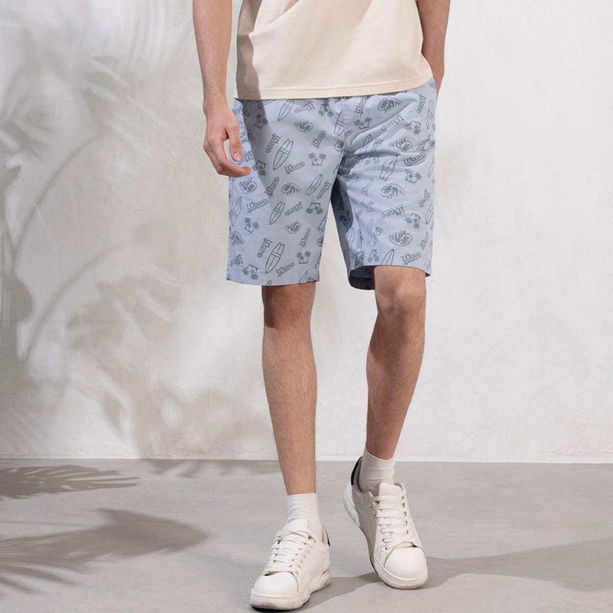 Men's Cotton Twill Bermuda Shorts: Slim Fit, Elastic Waist, Ultimate Comfort - Giordano