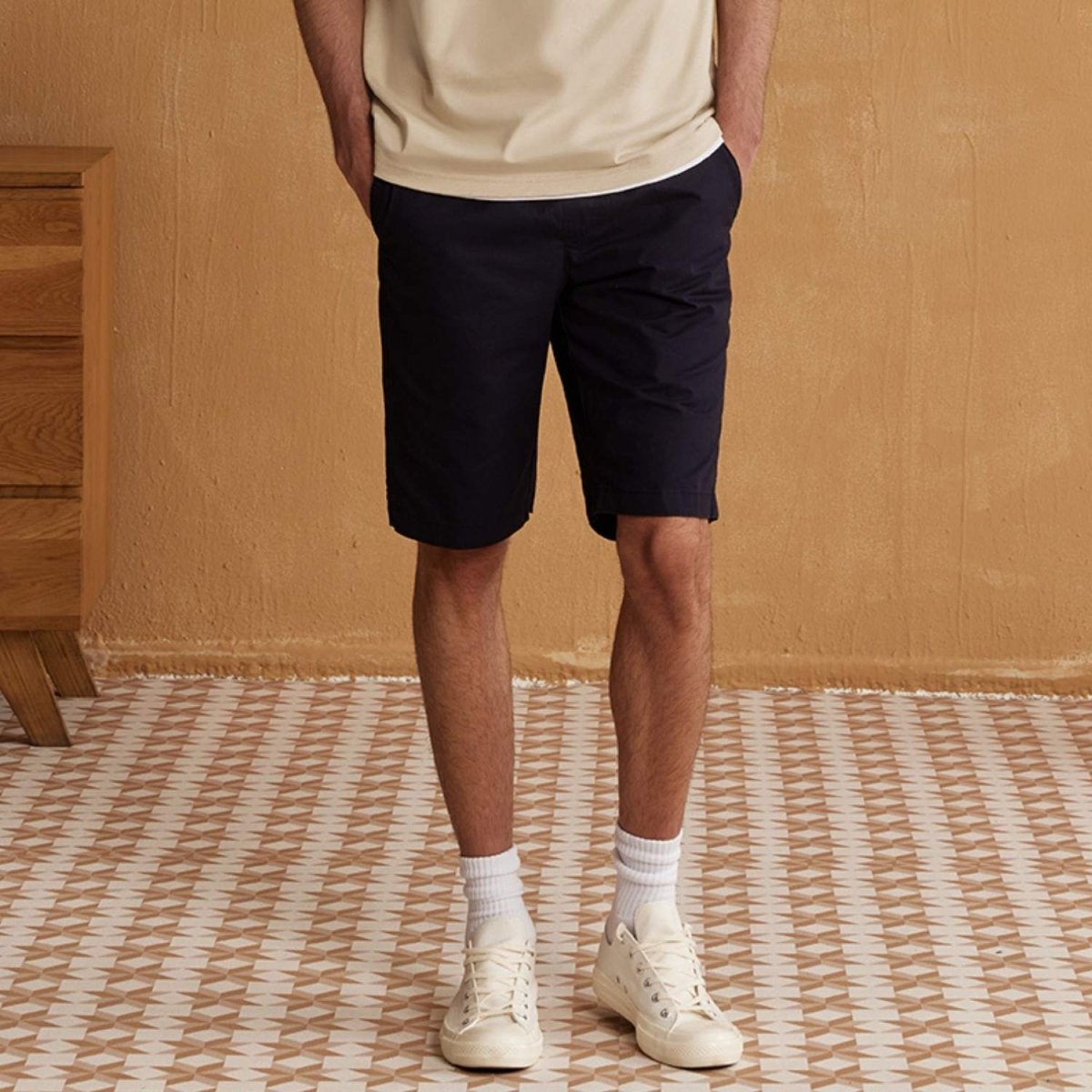 Men's Cotton Twill Bermuda Shorts: Slim Fit, Elastic Waist, Ultimate Comfort - Giordano