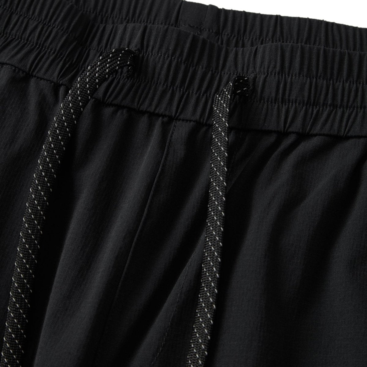 Giordano Men's G-Motion Bermuda Shorts - Premium Shorts