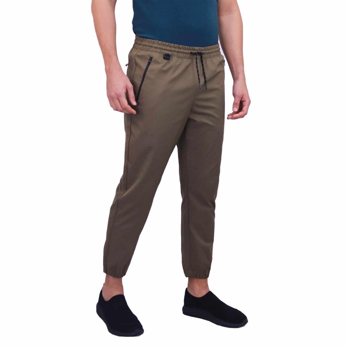 Men's G - Motion Polyester Plain Weave Mid Rise Regular Tapered Fit Elastic Waist Jogger - Giordano
