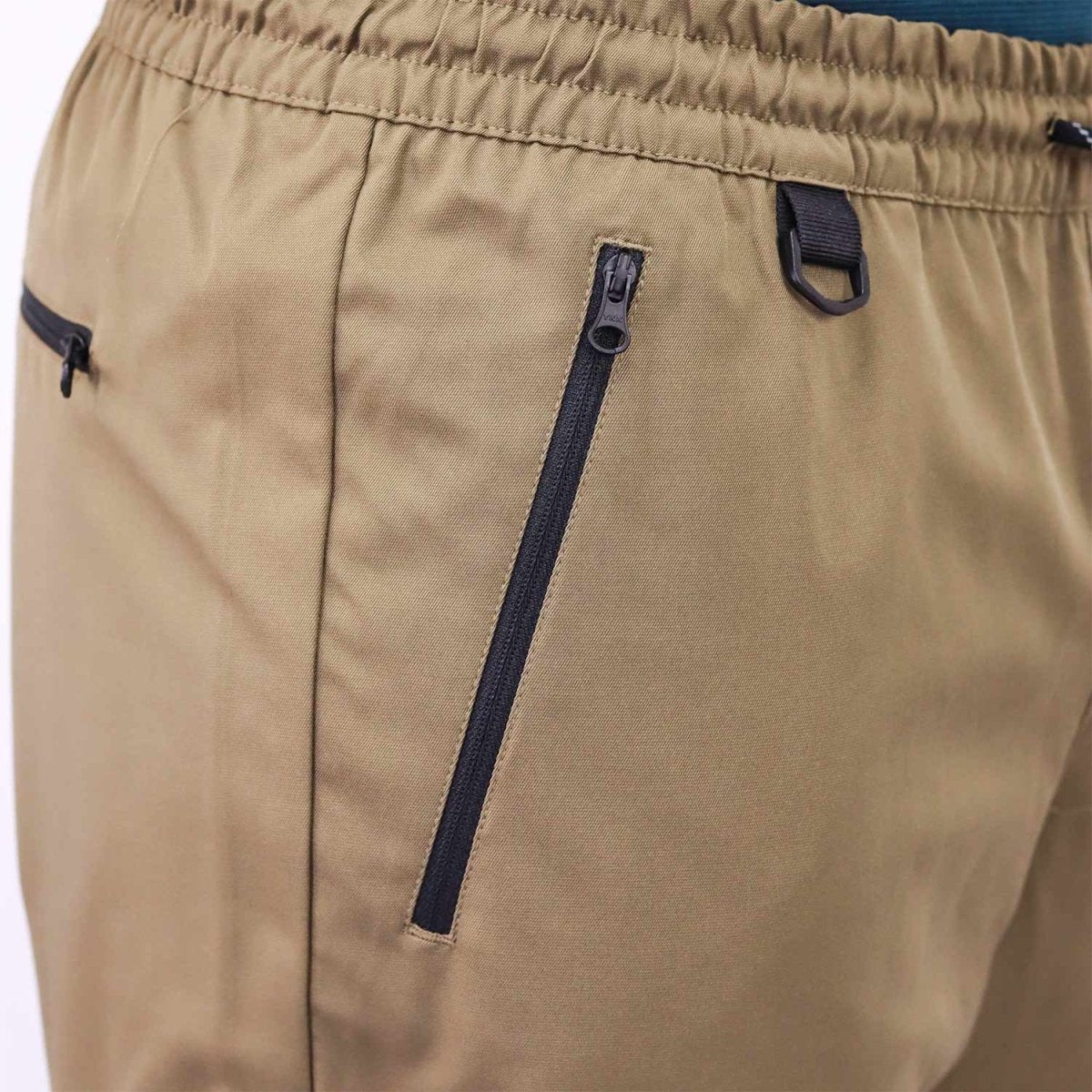Men's G - Motion Polyester Plain Weave Mid Rise Regular Tapered Fit Elastic Waist Jogger - Giordano