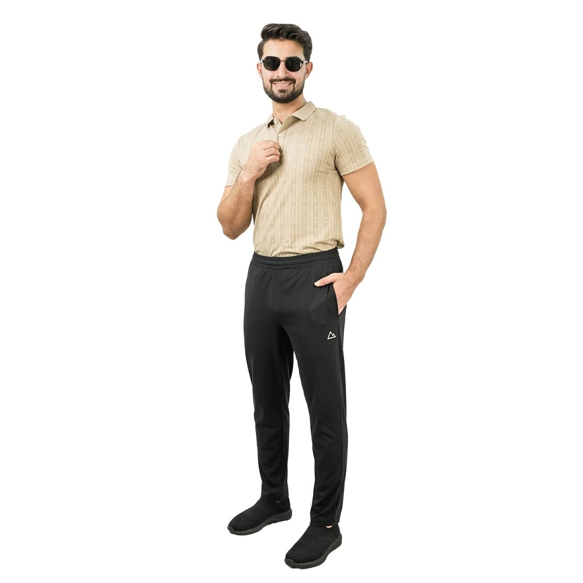 Giordano Men's G-Motion Slim Straight Fit Pants - Premium Joggers