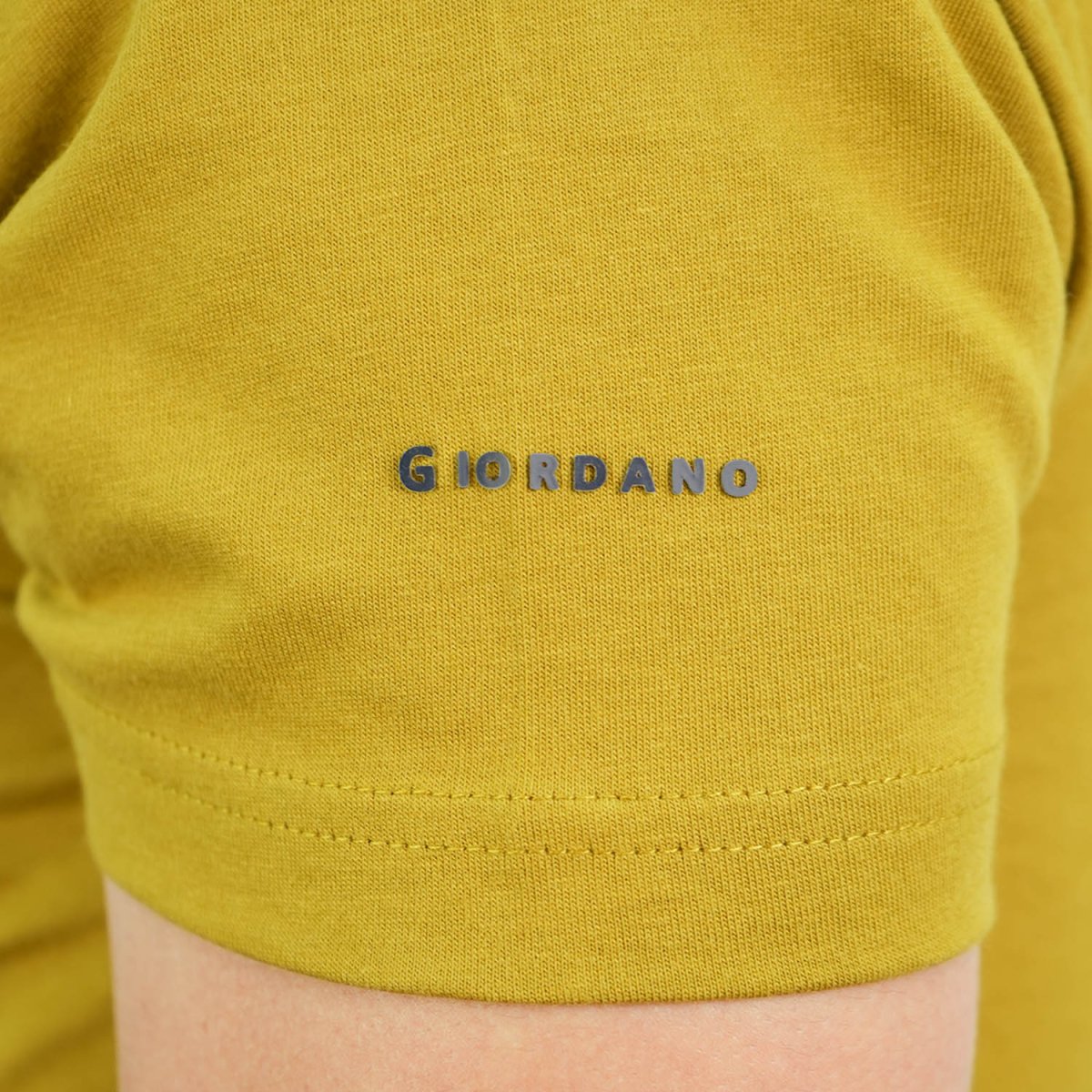 Men's Giordano Cotton Crewneck Slim Fit Tee - Short Sleeve - Giordano