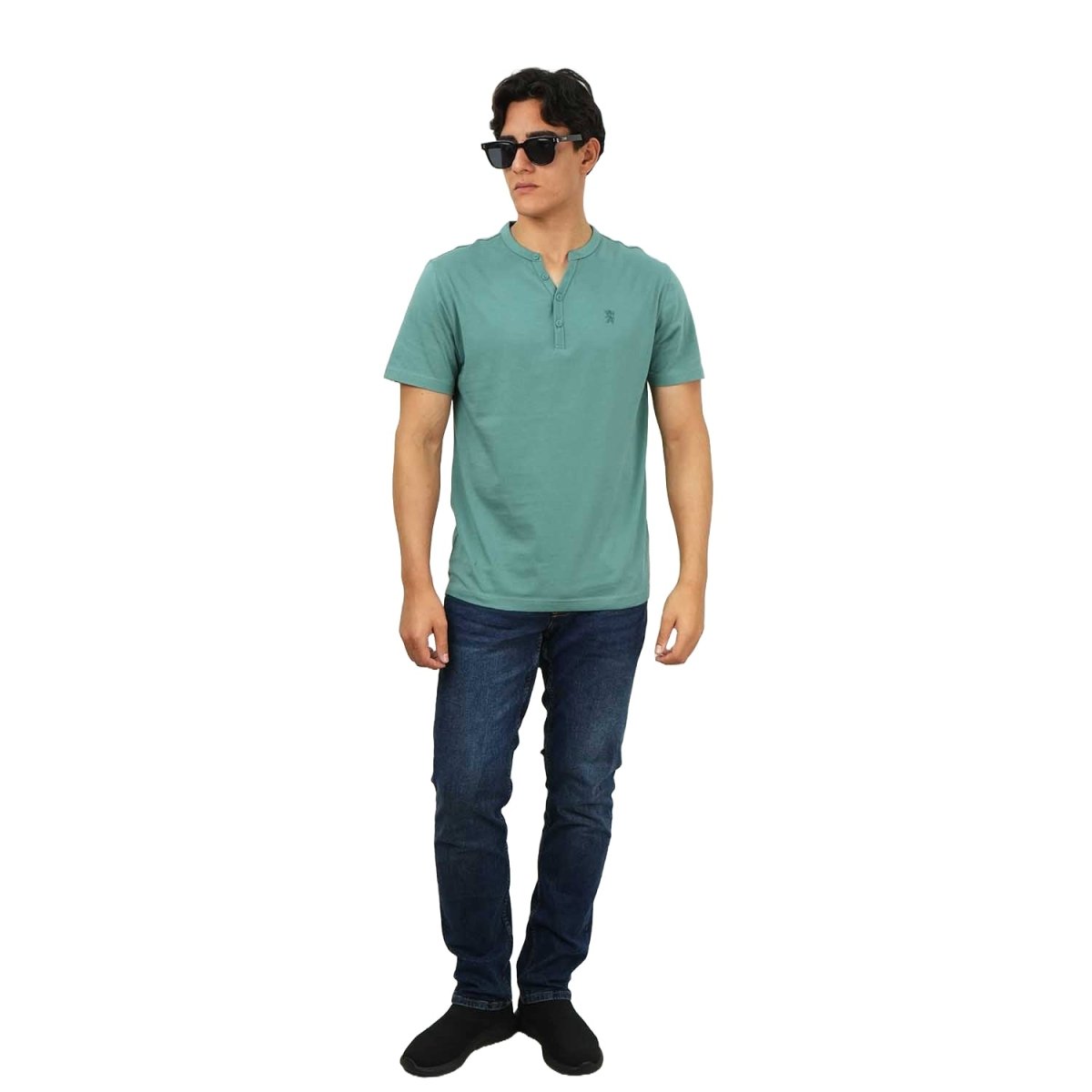 Men's Henley Tee With Lion Embroidery - Giordano