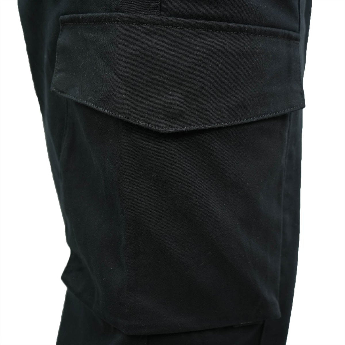 Men's Khaki Pants: Relax Fit, Elastic Waist, Stretch Twill - Giordano