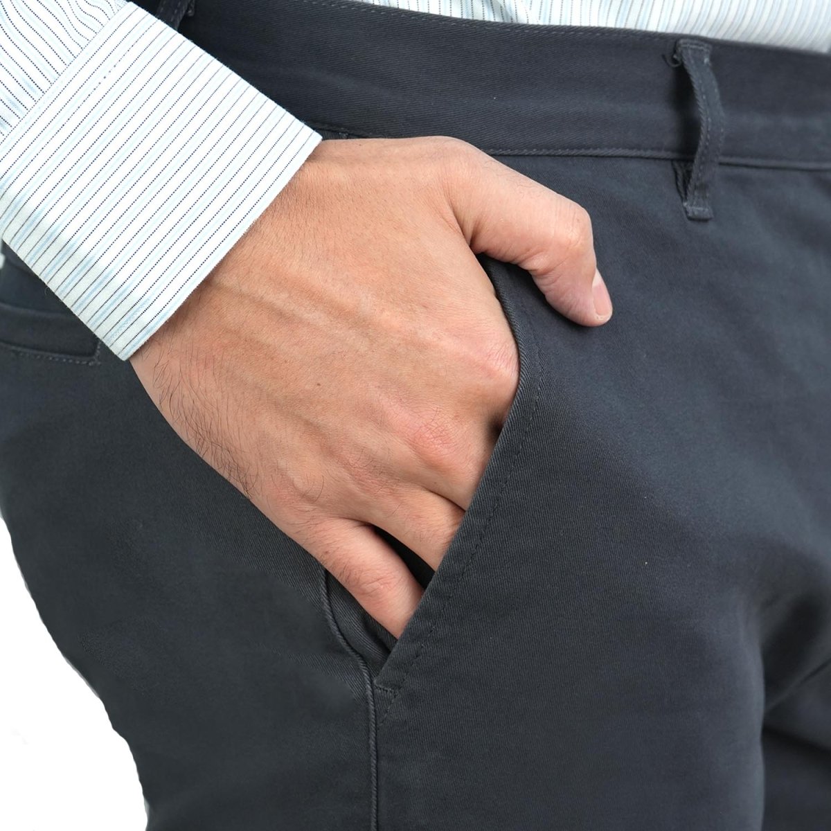 Men's Khaki Pants: Skinny Tapered Fit, Cotton Stretch 30 - Shop Giordano